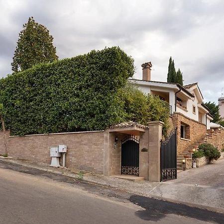 Villa Serapide B&B チボリ エクステリア 写真