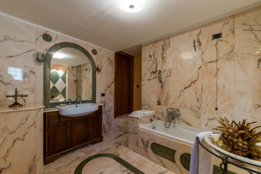 Villa Serapide B&B チボリ エクステリア 写真